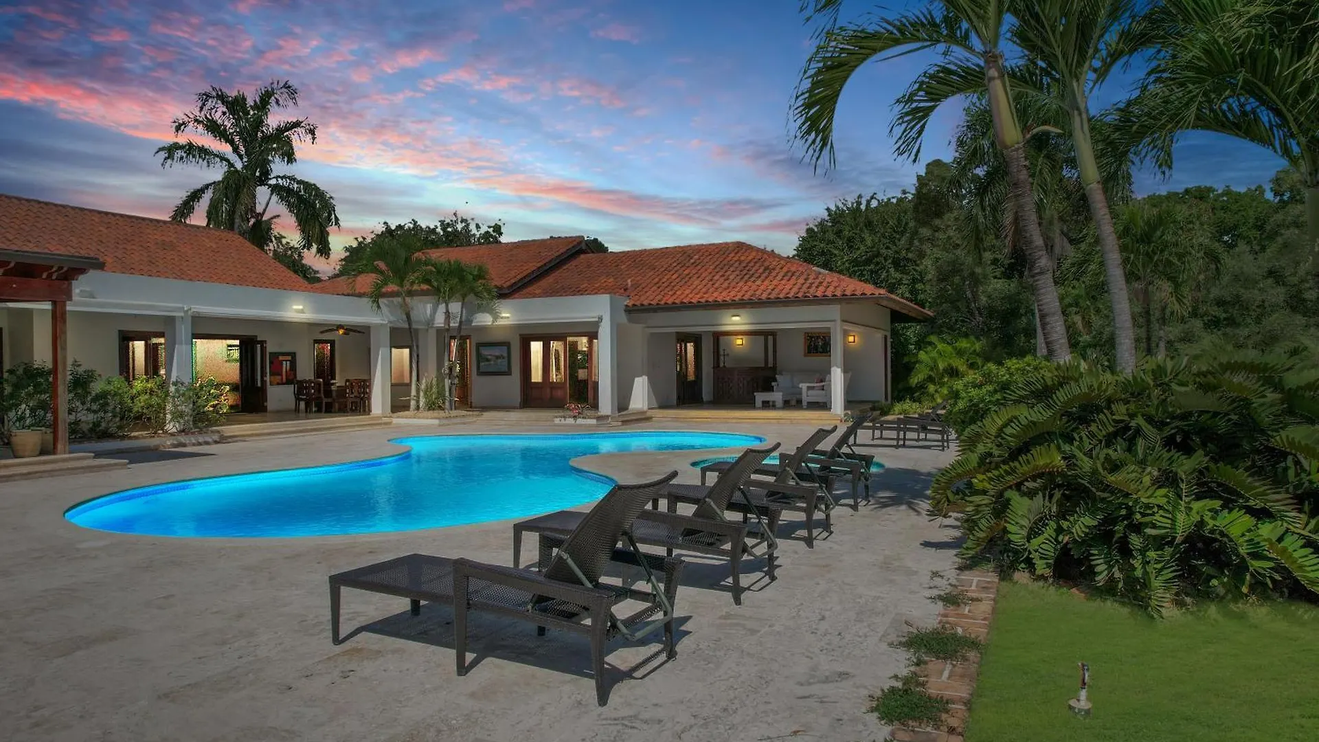 Casa De Campo Villa - Luxurious Property Up To 12 People With Pool, Jacuzzi, Bbq, Golf La Romana
