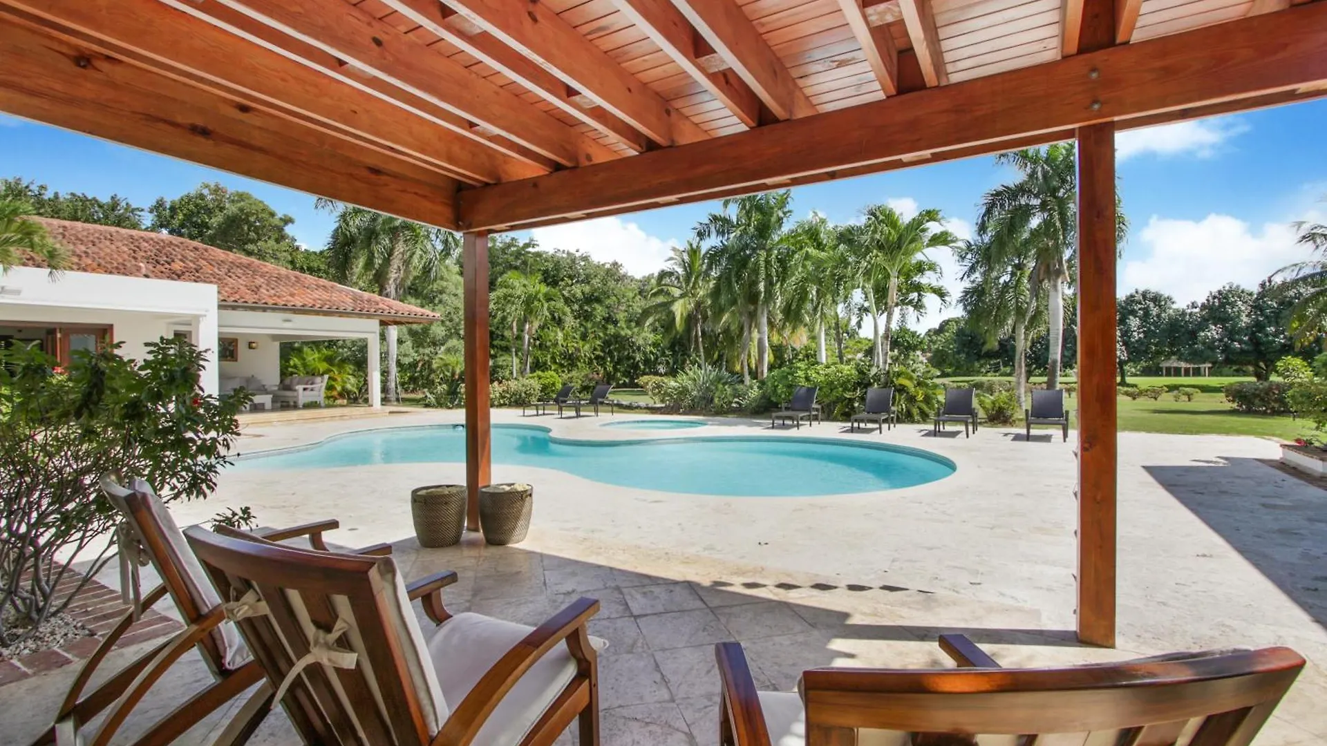 Casa De Campo Villa - Luxurious Property Up To 12 People With Pool, Jacuzzi, Bbq, Golf La Romana